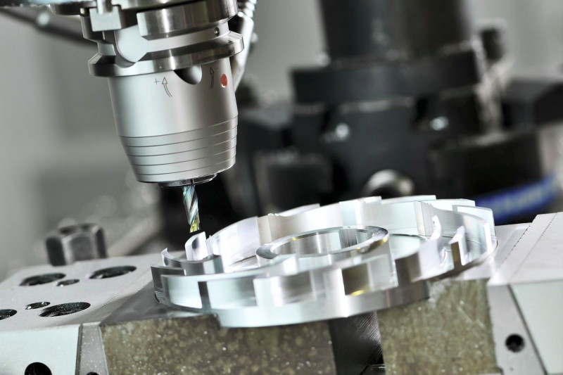 The Benefits of Using Precision Machining to Craft