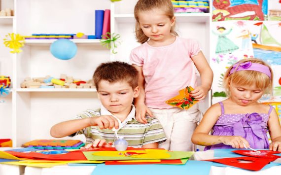 What to Look for When Choosing a Daycare in Louisville for Your Infant